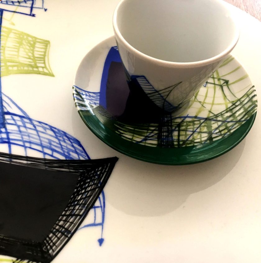 detalle de taza y plato de café. Patrones